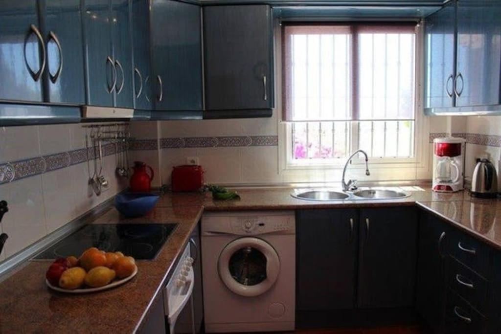 Countryside Private Apartment With Pool & Sea View ตอร์ร็อกซ์ ภายนอก รูปภาพ