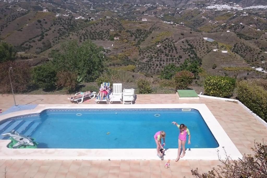 Countryside Private Apartment With Pool & Sea View ตอร์ร็อกซ์ ภายนอก รูปภาพ
